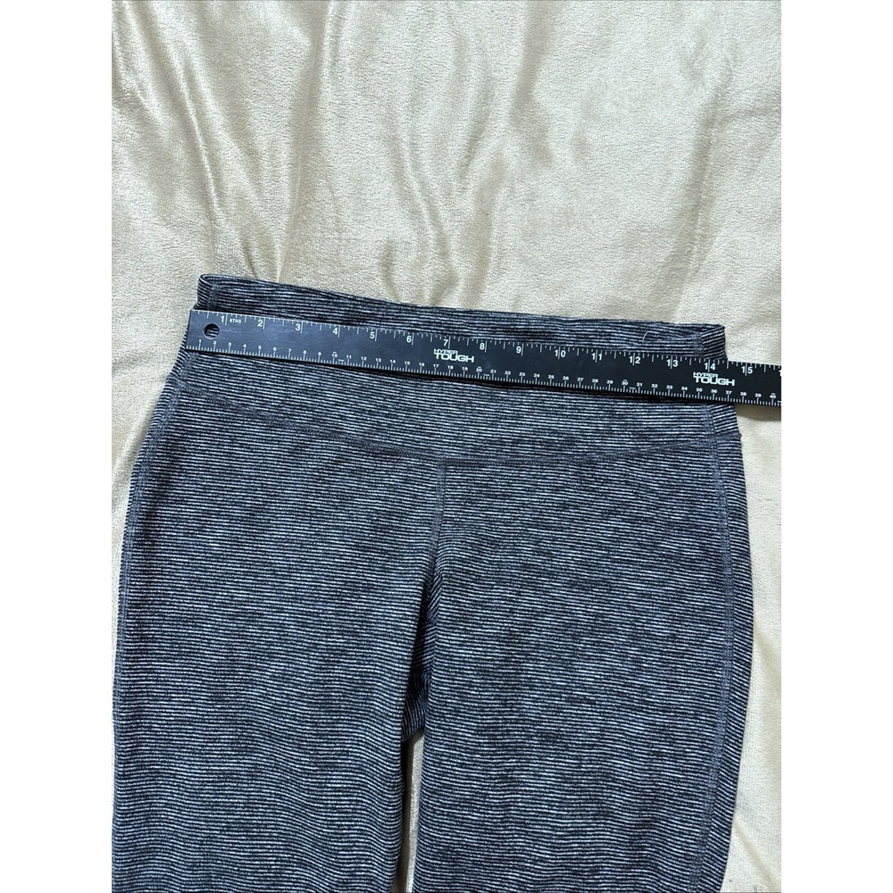 Old Navy Active Go-Dry Space Dye Striped Athletic Leggings - Picture 5 of 7